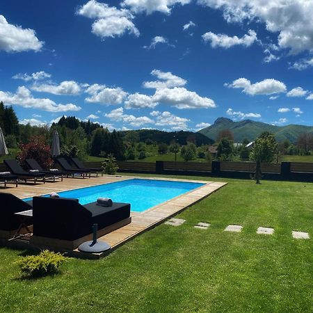 Villa Zoe Luxury House à Gomirje Extérieur photo